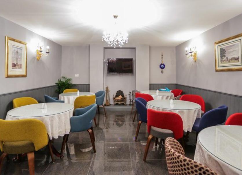 Dining room Photo