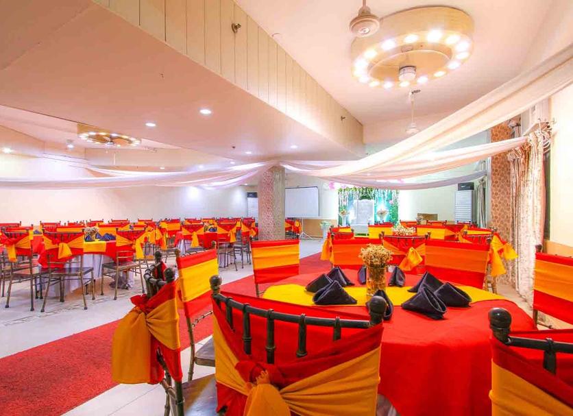Banquet hall Photo
