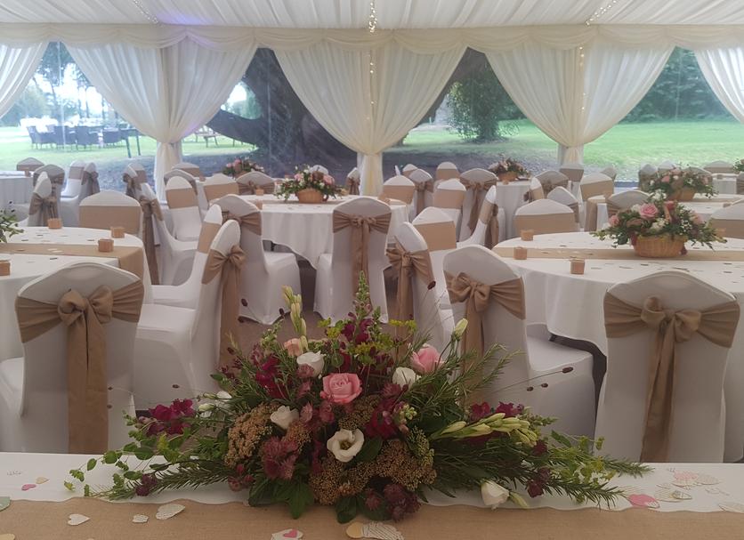 Banquet hall Photo