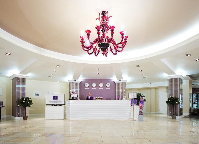 Front desk Photo