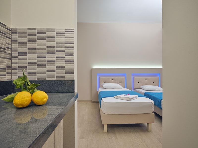 Savvas demar hotel laganas zante 2025