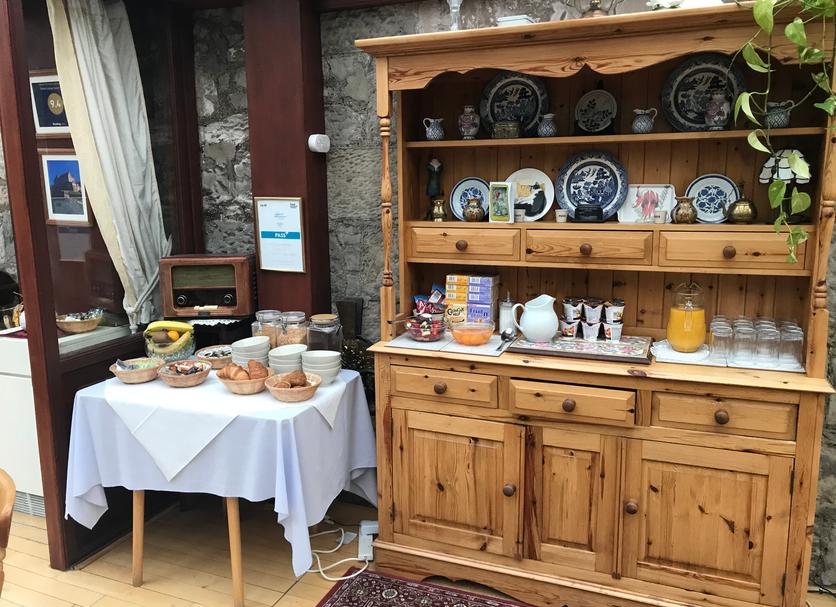 Buffet Photo