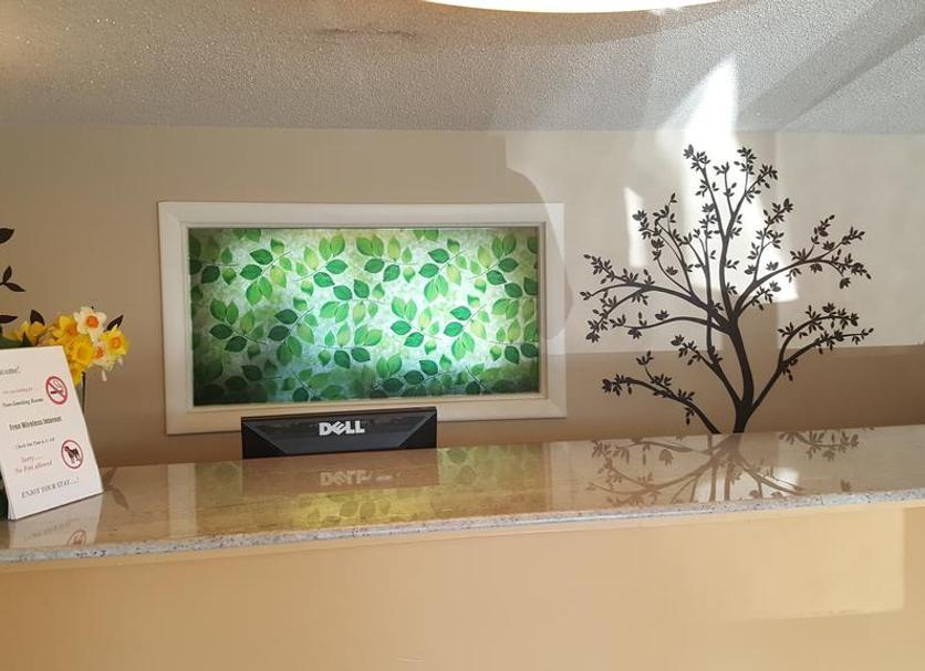 Front desk Photo