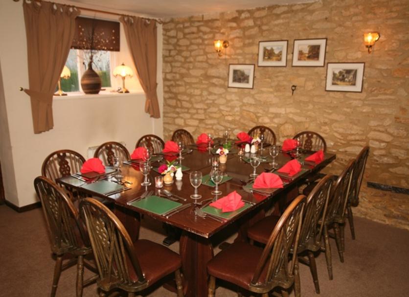 Dining room Photo