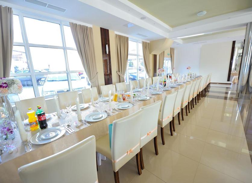 Banquet hall Photo