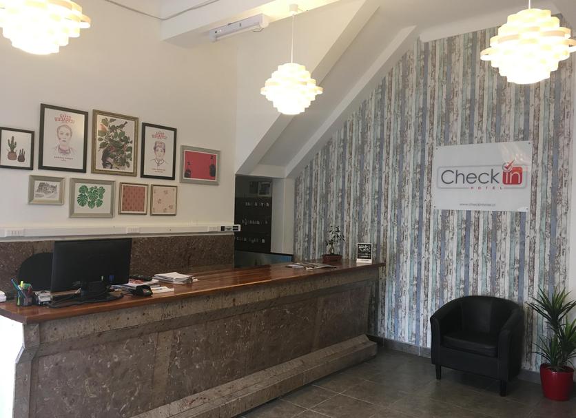 Front desk Photo
