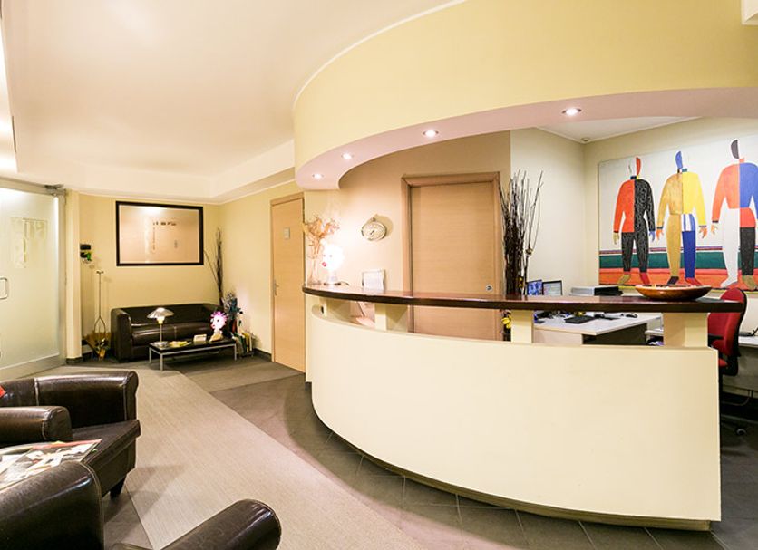 Front desk Photo