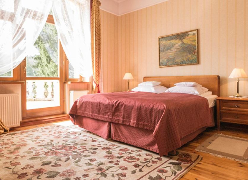 Bedroom Photo