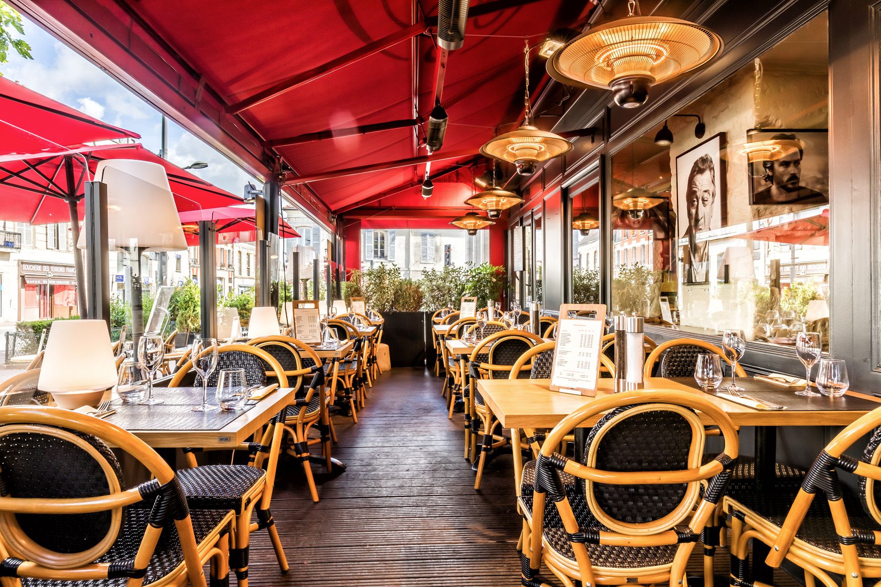 Restaurant Photo