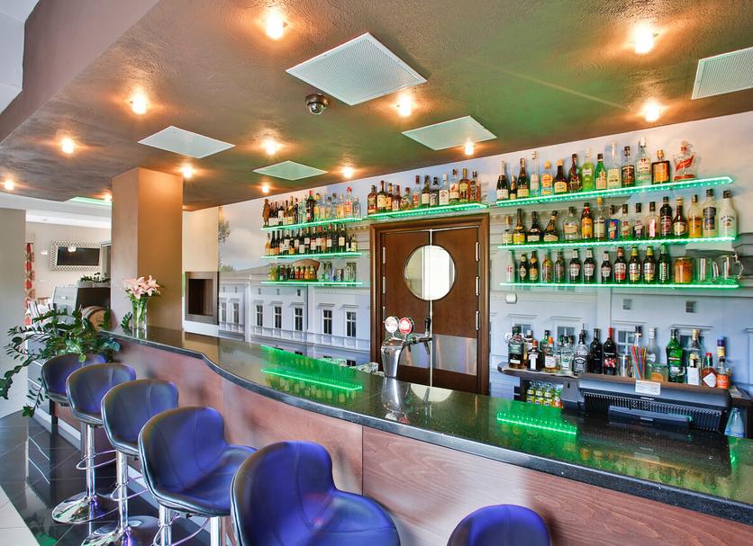Bar Photo