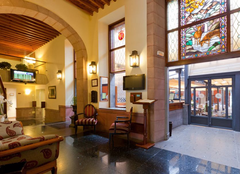 Lobby Photo