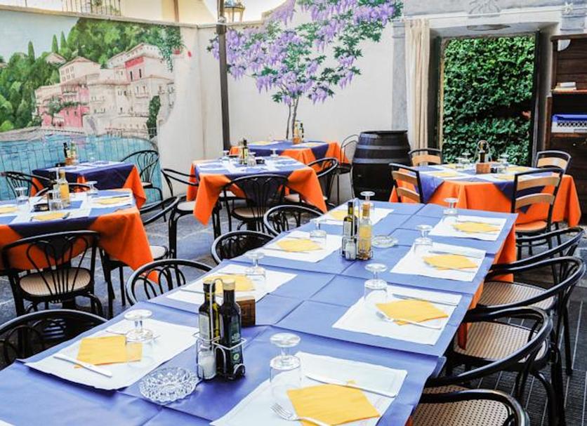 Restaurant Photo