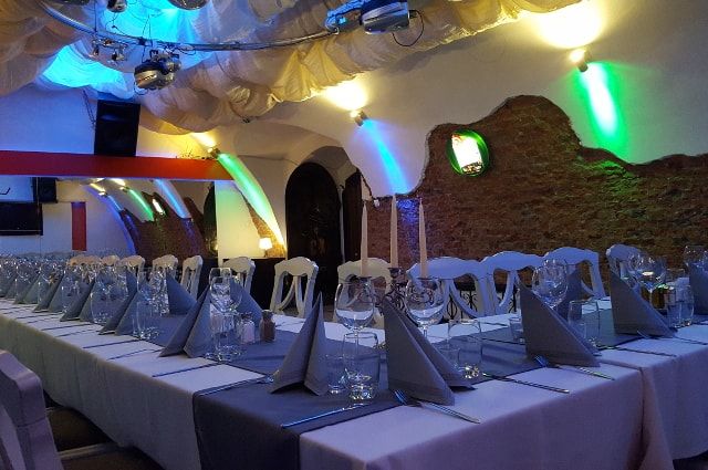 Banquet hall