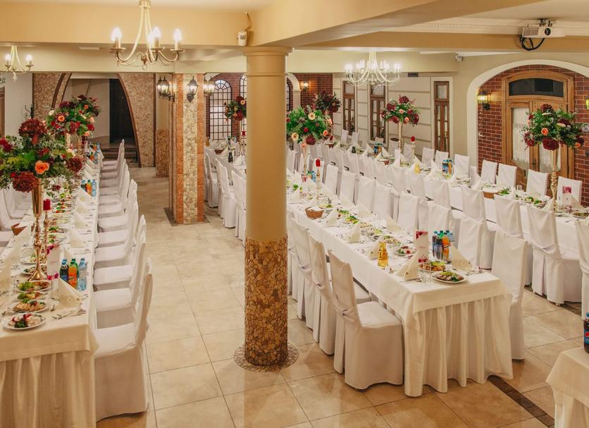 Banquet hall Photo