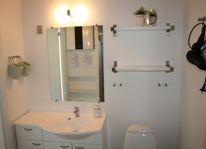 Bathroom Photo