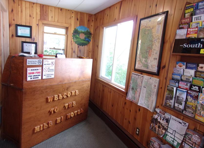 Front desk Photo