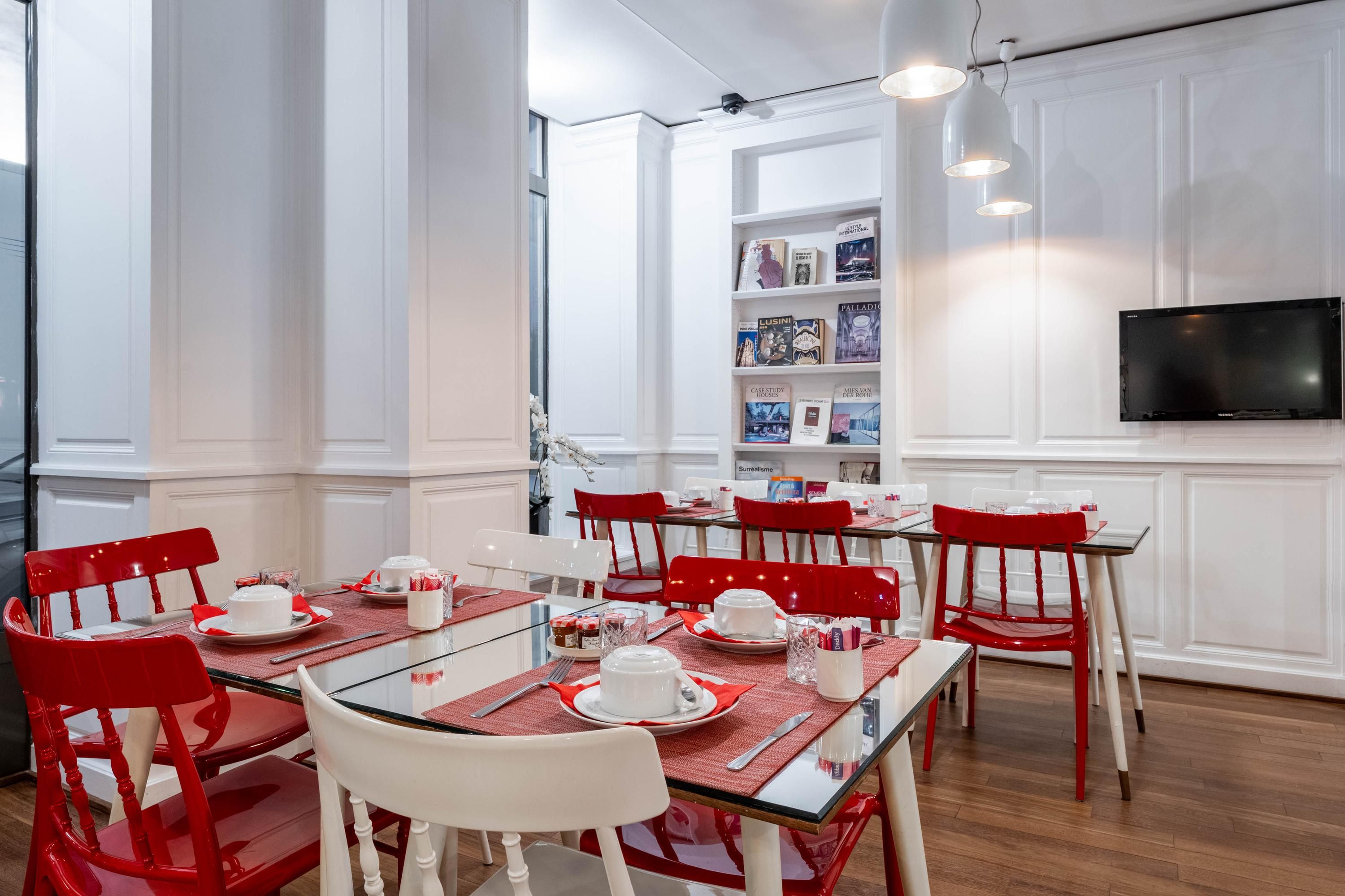 Dining room Photo
