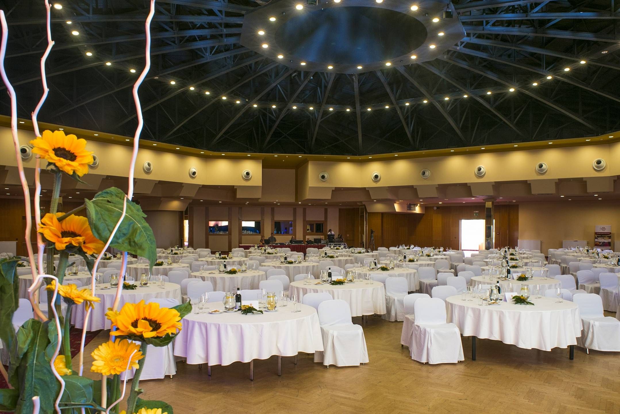 Banquet hall