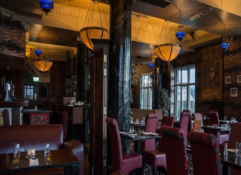 Restaurant Photo