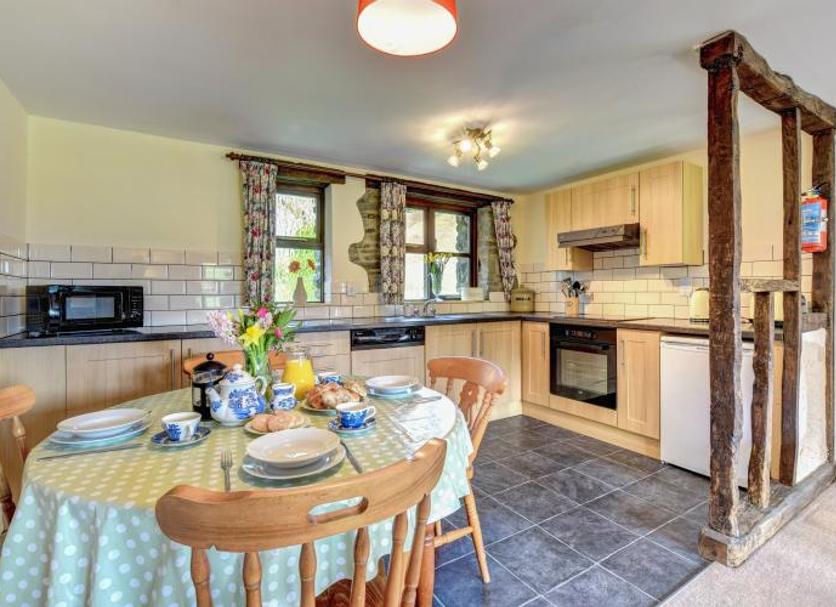 Kitchen Photo