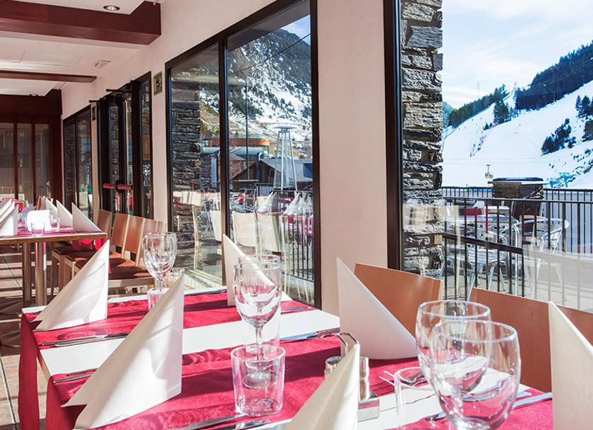 Restaurant Photo