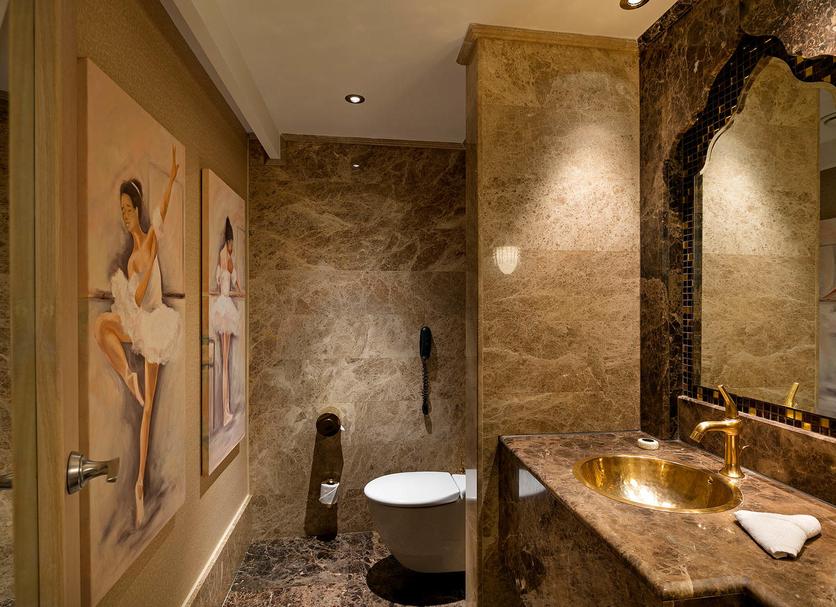Bathroom Photo