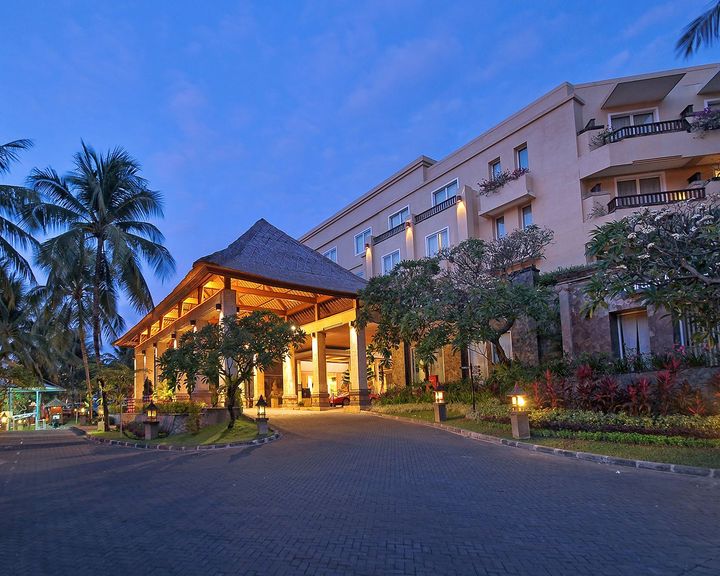 Kuta Paradiso Hotel 38 Kuta Hotel Deals Reviews Kayak