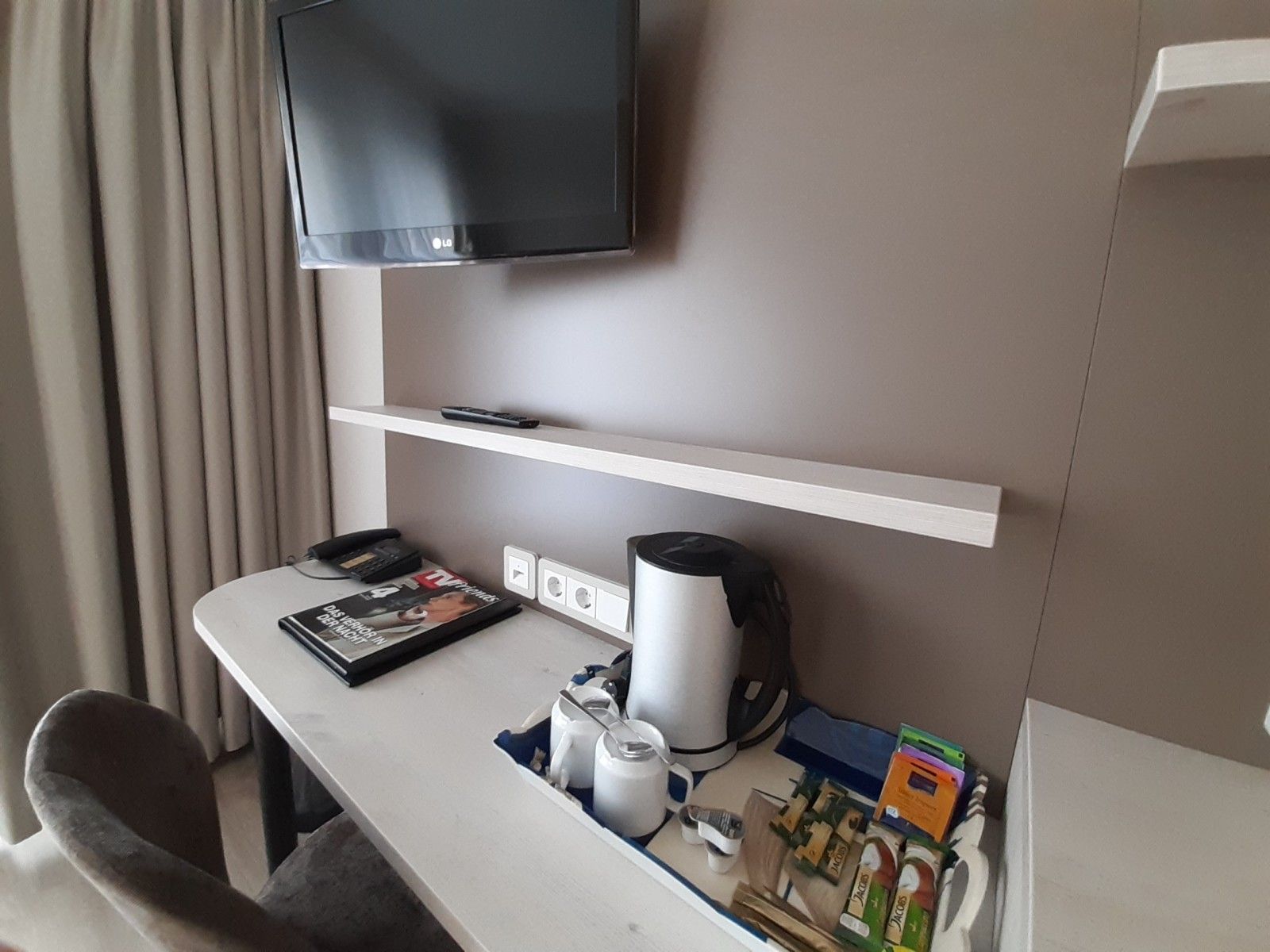 Room amenity