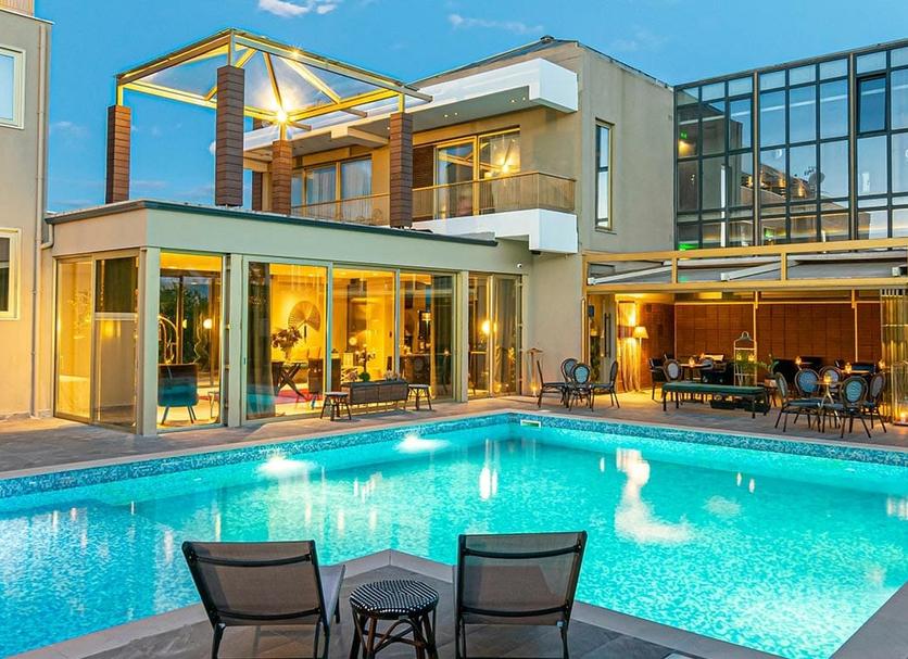 Pool Photo
