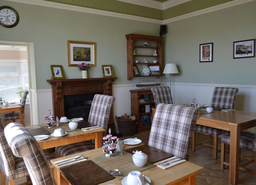 Dining room Photo